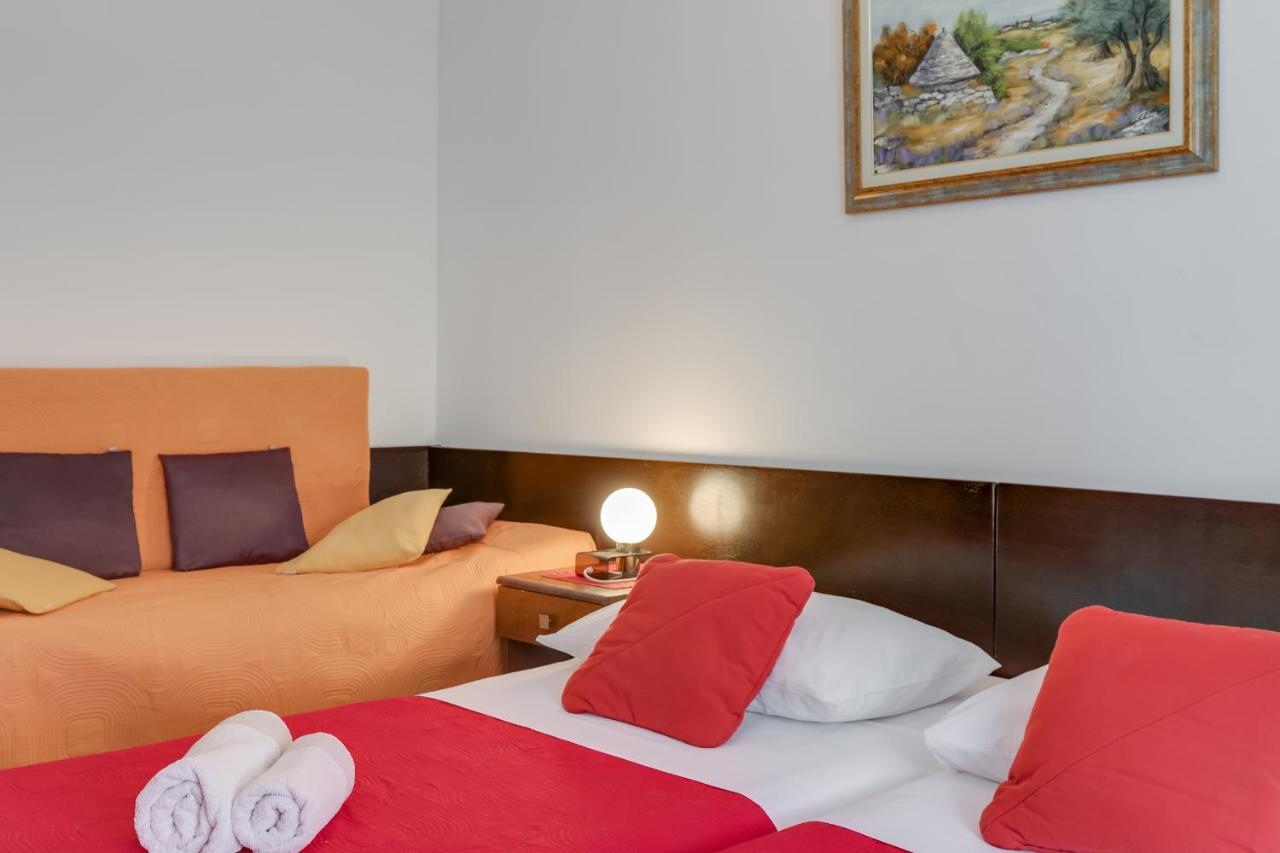 Apartment House Matosevic Porec Esterno foto